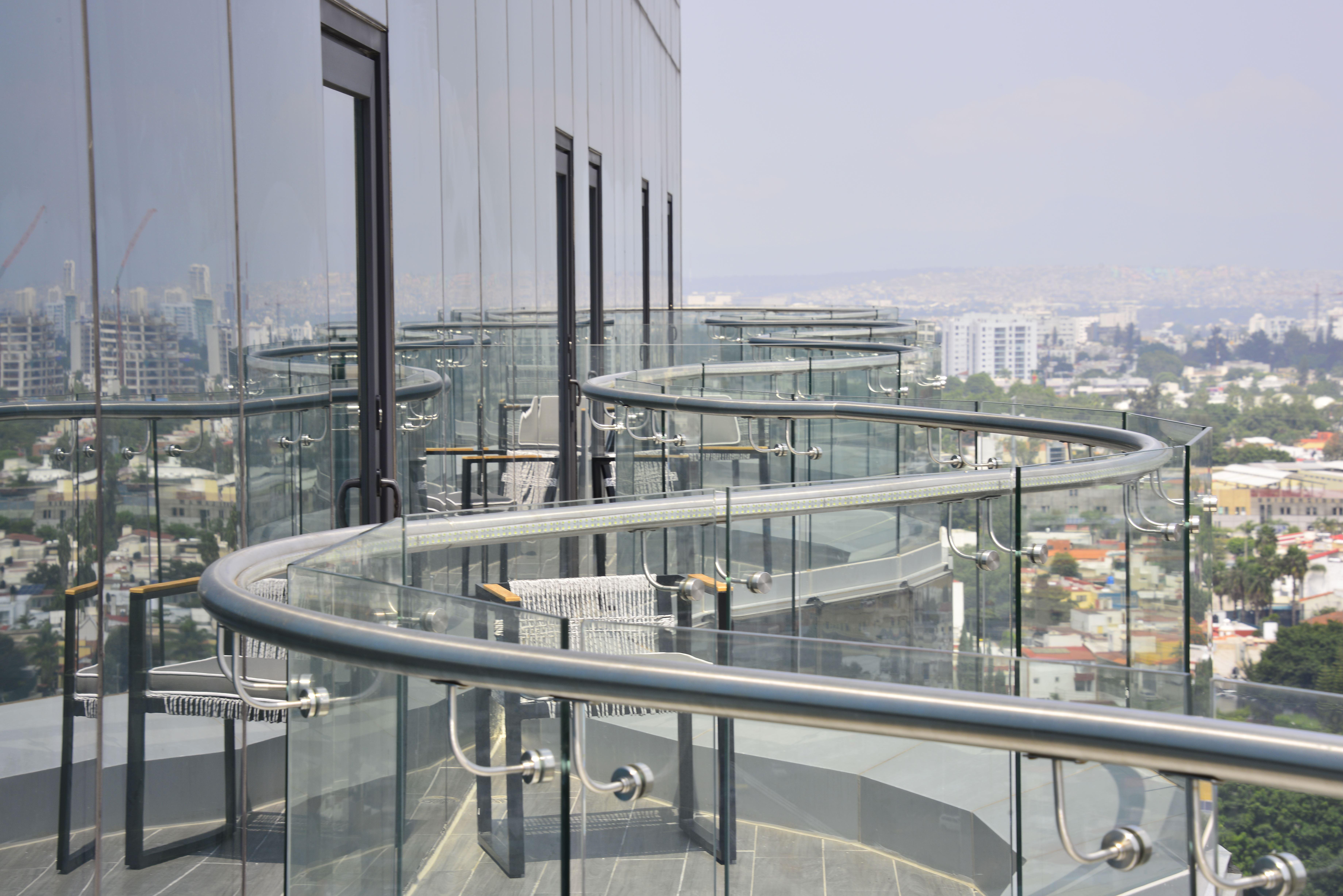 Baruk Guadalajara Hotel De Autor Esterno foto A glass balustrade