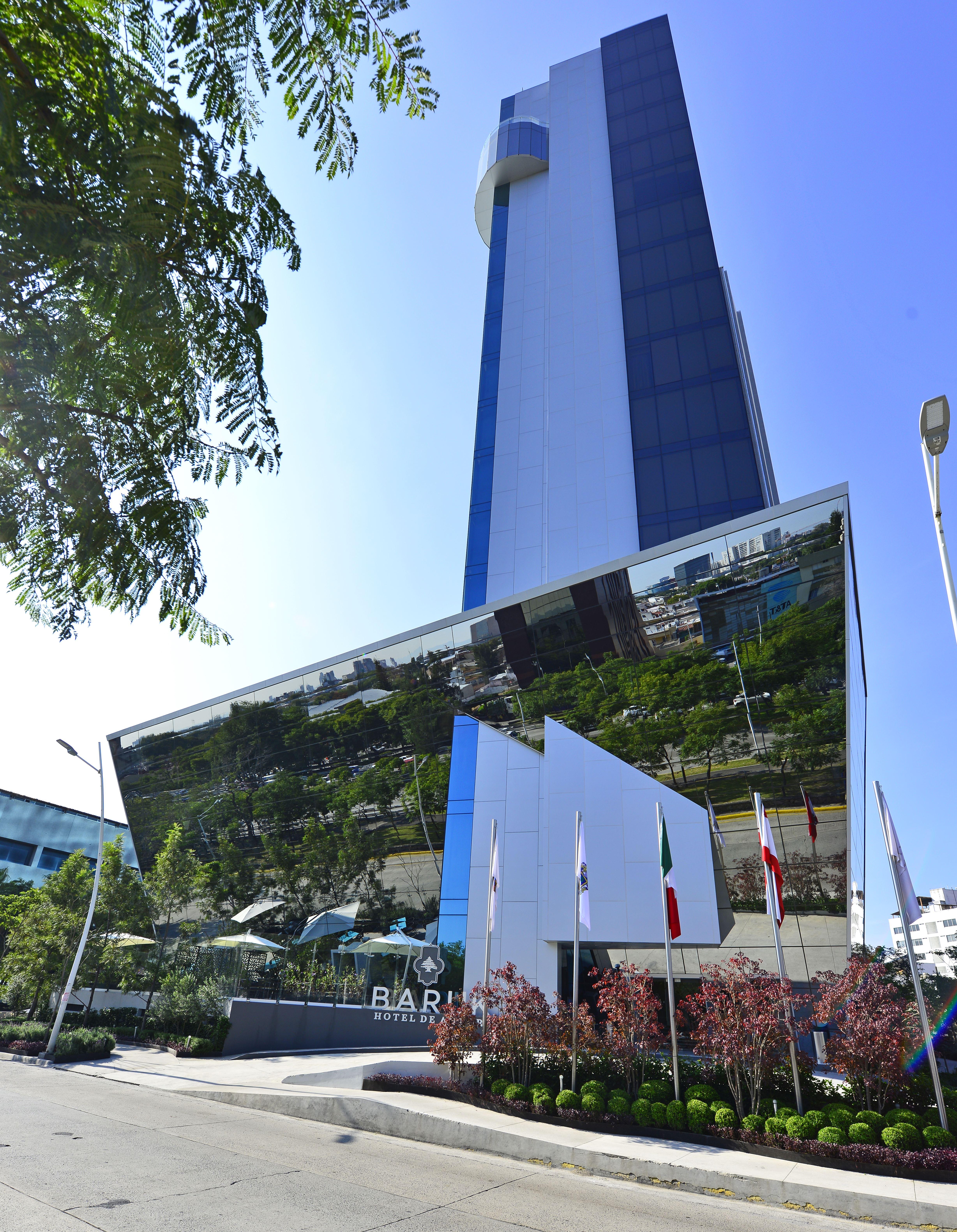 Baruk Guadalajara Hotel De Autor Esterno foto The building of the Embassy of South Korea in Lima, Peru.
